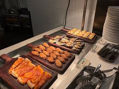 -亚洲国际大酒店·云顶阁旋转自助餐厅