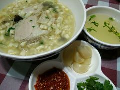 -秦韵轩·西安小馆(贻成福地广场店)