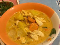 -Thiw Soen Seafood Restaurant
