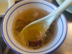 桃胶银耳汤-潮界(凯德晶萃店)