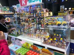 -泡泡玛特POPMART(石景山万达店)