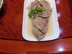 -半岛公馆(淞兴西路店)