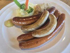 -LENBACH兰巴赫西餐啤酒坊(大连东港店)