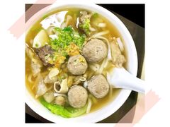 牛展肉胸口油汤粉-菜忠潮州牛肉店(岗厦店)
