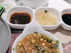 -洪氏嗨捞·广东猪肚鸡·椰子鸡火锅(西咸万象城店)