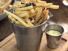 -The BREW·酿餐厅(浦东嘉里大酒店)