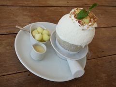 蜜瓜雪冰-Cheevit Cheeva(Sirimangkalajarn)