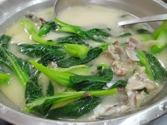 鲫鱼汤-红星光发煲仔饭(大石街店)