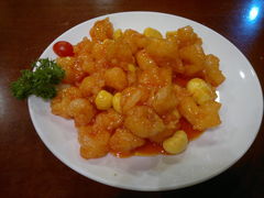 板栗梅子虾-金牌餐厅·天津菜·八珍豆腐·老爆三(瓷房子店)