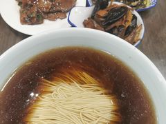红汤面底-裕兴记•蟹黄面馆(人民广场店)