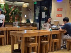 -云阿蛮云南生烫牛肉米线(奉贤路店)