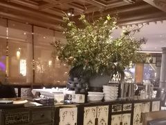 -八府香鸭·啫啫煲(华山路店)