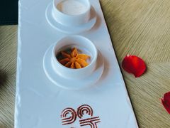 餐前面包配黄油-恰餐厅及酒吧CHAR Bar & Grill(北京三里屯洲际店)