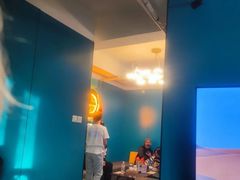 -荒岛实景沉浸密室(江汉路1店)