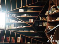 -钟书阁(松江泰晤士小镇店)