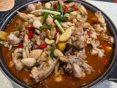 -昱龙大盆牛蛙馆(三兴街总店)