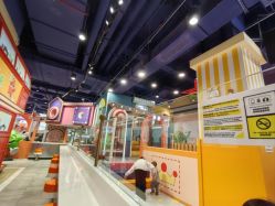 -LuckyStar幸运星家庭娱乐中心(东莞国贸店)
