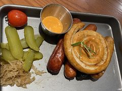 香肠拼盘-CRAZYONES西班牙海鲜饭(上海美罗城店)
