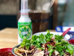 -雷祖芳老妈蹄花店