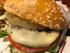 -The Habit Burger Grill 哈比特汉堡(复兴soho店)
