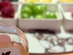 -涨巢·潮玩水疗局