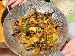 -雀舞云南菜(天津天河城购物中心店)