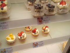 -好利来(彩香店)