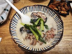 -鲜越鲜鱼粉(财富购物中心店)