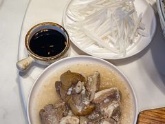 -南京金牛湖巨碗鱼头