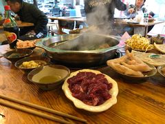 -岗上渣渣老火锅(两路口店)