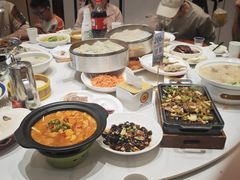 -梅利汴京烤鸭•开封豫菜地标店(东司门店)