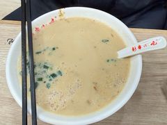 -新丰小吃(中山中路分店)