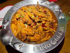 鸡翅煲-胖哥俩肉蟹煲(昆山金鹰店)