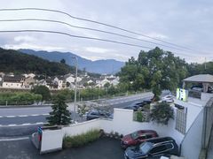 -亭下湖饭店(康岭店)