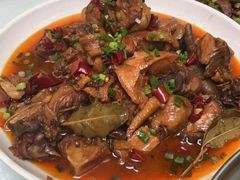 -秦扬居特色菜馆(上王村)