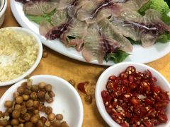 -濠轩阁特色生蚝火锅(水湾路店)