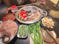 -晓宇重庆火锅(西安荟聚店)