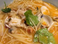 -Lia Cafe Bar Restaurant松山咖啡屋