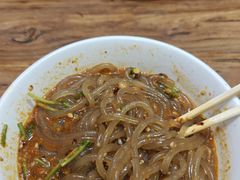 -万记麻辣烫国展总店
