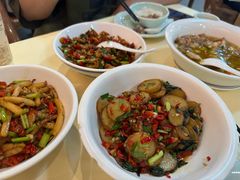 紫苏辣炒基围虾-笨罗卜浏阳菜馆(龙华鹏润达店)