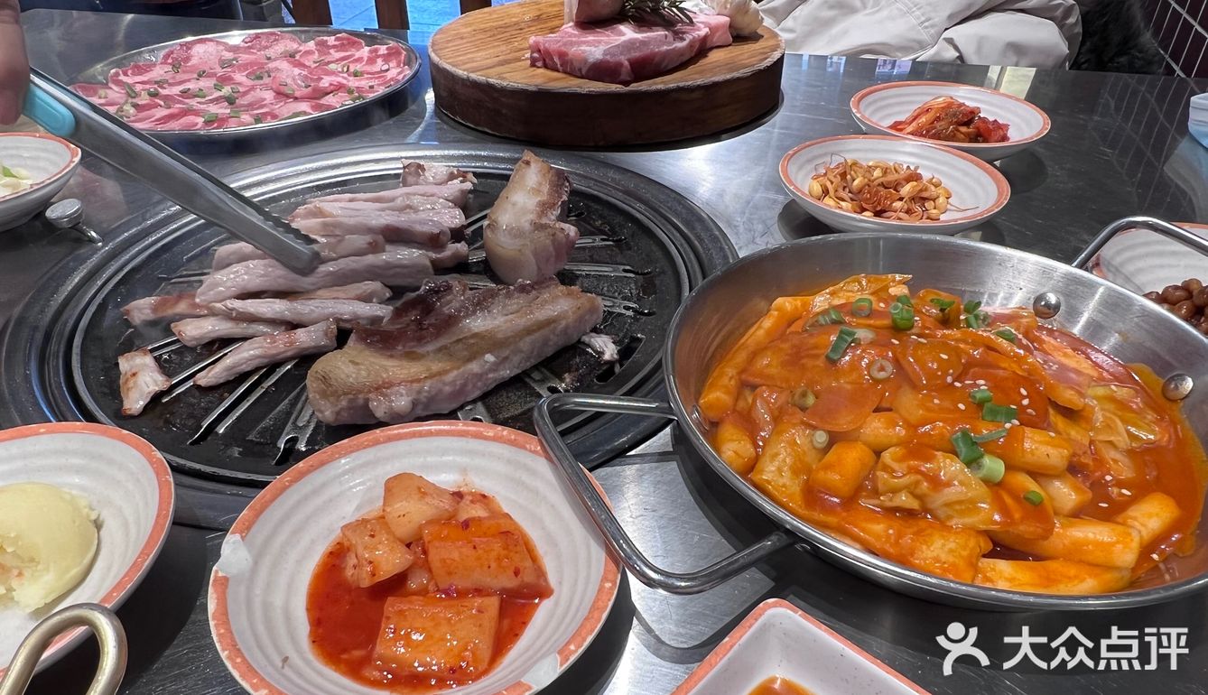 青岛｜假装在韩国 - 安三胖韩国🇰🇷烤肉  
