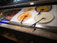 自助调料区-佰烧海鲜烤肉火锅自助(世茂国际广场店)