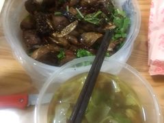 -八两八金·莱芜特色炒鸡(市南漳浦路店)