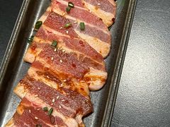 -山川小町·极番烧肉(新地假日广场店)