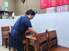 -上海特色小笼店(铁岭路90弄小区店)