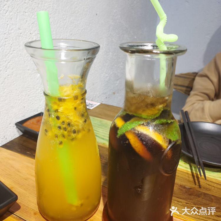 大龙凤可乐&百香果#晚上饮品买二送一