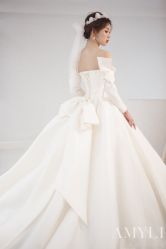 -艾米丽婚纱礼服