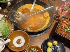 -贵厨酸汤牛肉(小十字店)