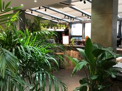 -HIGH FIVE哈福手工汉堡(桂林路店)