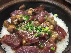 腊肠腊肉煲仔饭-红星光发煲仔饭(大石街店)